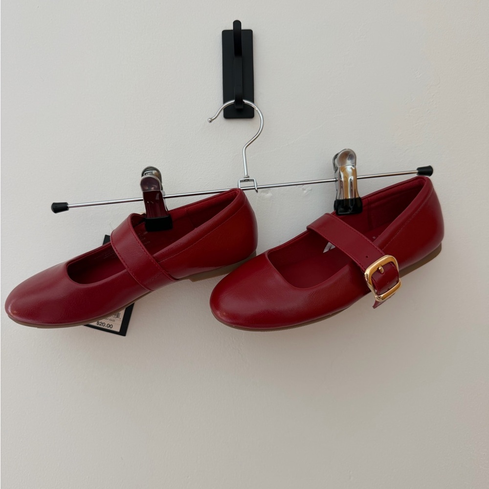 art class Red Mary Jane Dress Shoes with Gold Buckle
